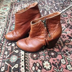 Cognac leather booties